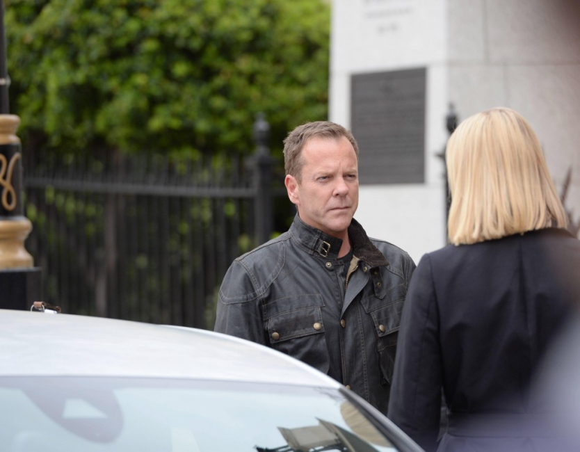 Jack Bauer (Kiefer Sutherland) face à Kate Morgan (Yvonne Strahovski)