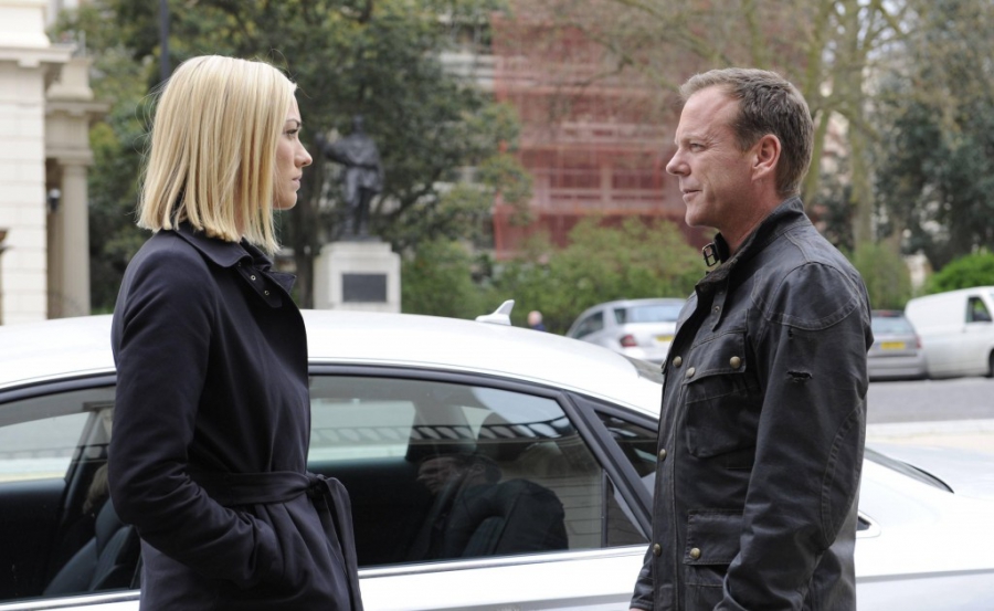 Jack Bauer (Kiefer Sutherland) et Kate Morgan (Yvonne Strahovski) discutent