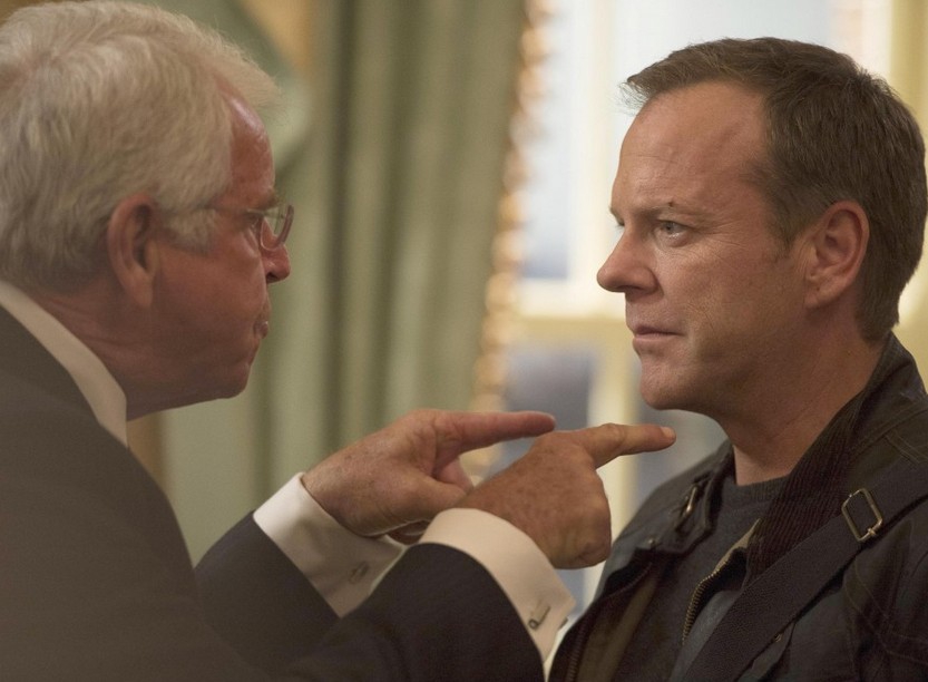 James Heller (William Devane) informe Jack Bauer de sa décision